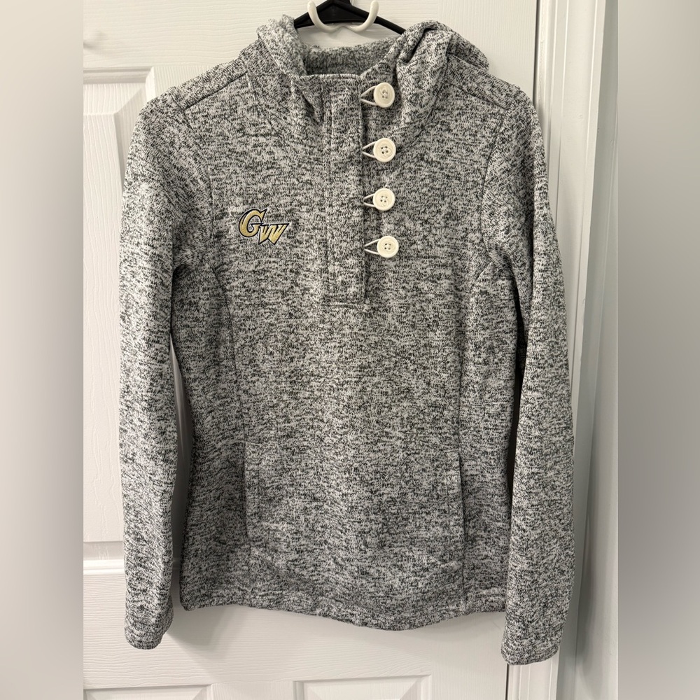 Columbia George Washington University GWU GW pullover 4 button sweater